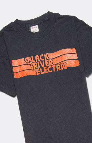 GOAT Vintage Black River Tee    T-shirt  - Vintage, Y2K and Upcycled Apparel