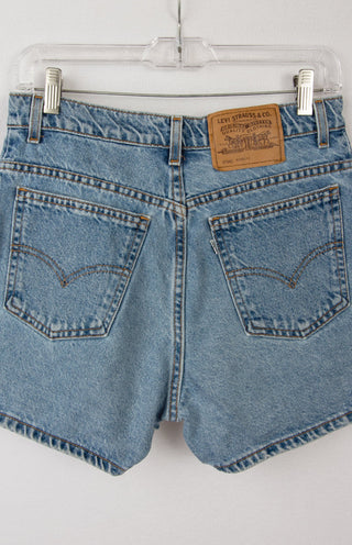 GOAT Vintage Levi's 950 Shorts    Shorts  - Vintage, Y2K and Upcycled Apparel