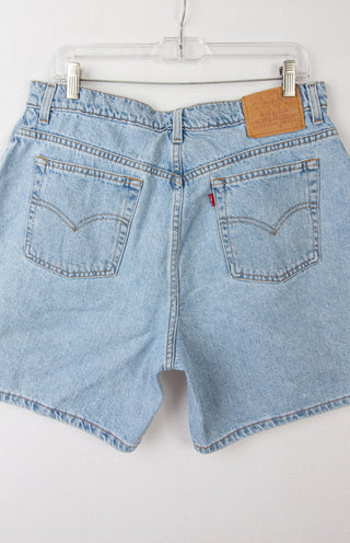 GOAT Vintage Levi's Mom Shorts    Shorts  - Vintage, Y2K and Upcycled Apparel