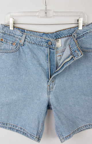 GOAT Vintage Levi's Mom Shorts    Shorts  - Vintage, Y2K and Upcycled Apparel