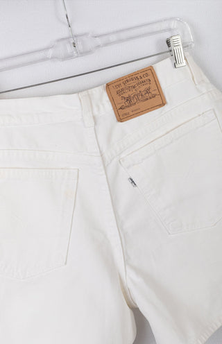 GOAT Vintage Levi's White Dad Shorts    Shorts  - Vintage, Y2K and Upcycled Apparel