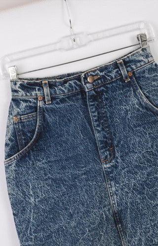 GOAT Vintage Lee Denim Skirt    Skirt  - Vintage, Y2K and Upcycled Apparel