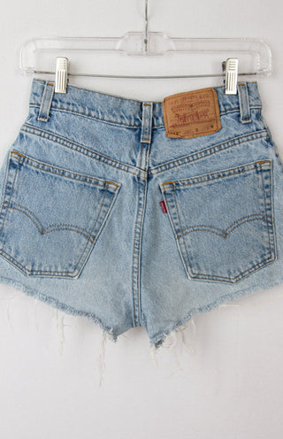 GOAT Vintage Levi's 512 Shorts    Shorts  - Vintage, Y2K and Upcycled Apparel