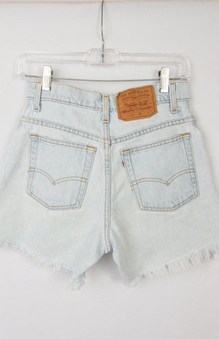 GOAT Vintage Levi's 550 Shorts    Shorts  - Vintage, Y2K and Upcycled Apparel