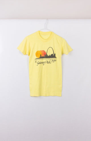 GOAT Vintage Gateway Arch Tee    T-shirt  - Vintage, Y2K and Upcycled Apparel